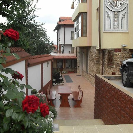 Стаи За Гости - Семейна Къща За Гости Ивел Bansko Ngoại thất bức ảnh
