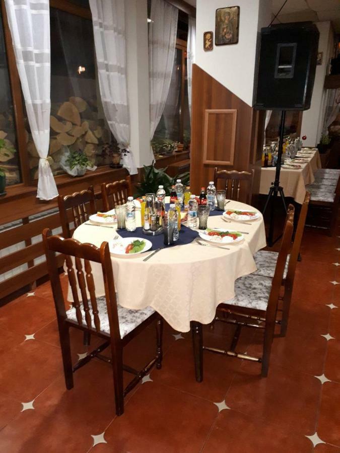 Стаи За Гости - Семейна Къща За Гости Ивел Bansko Ngoại thất bức ảnh