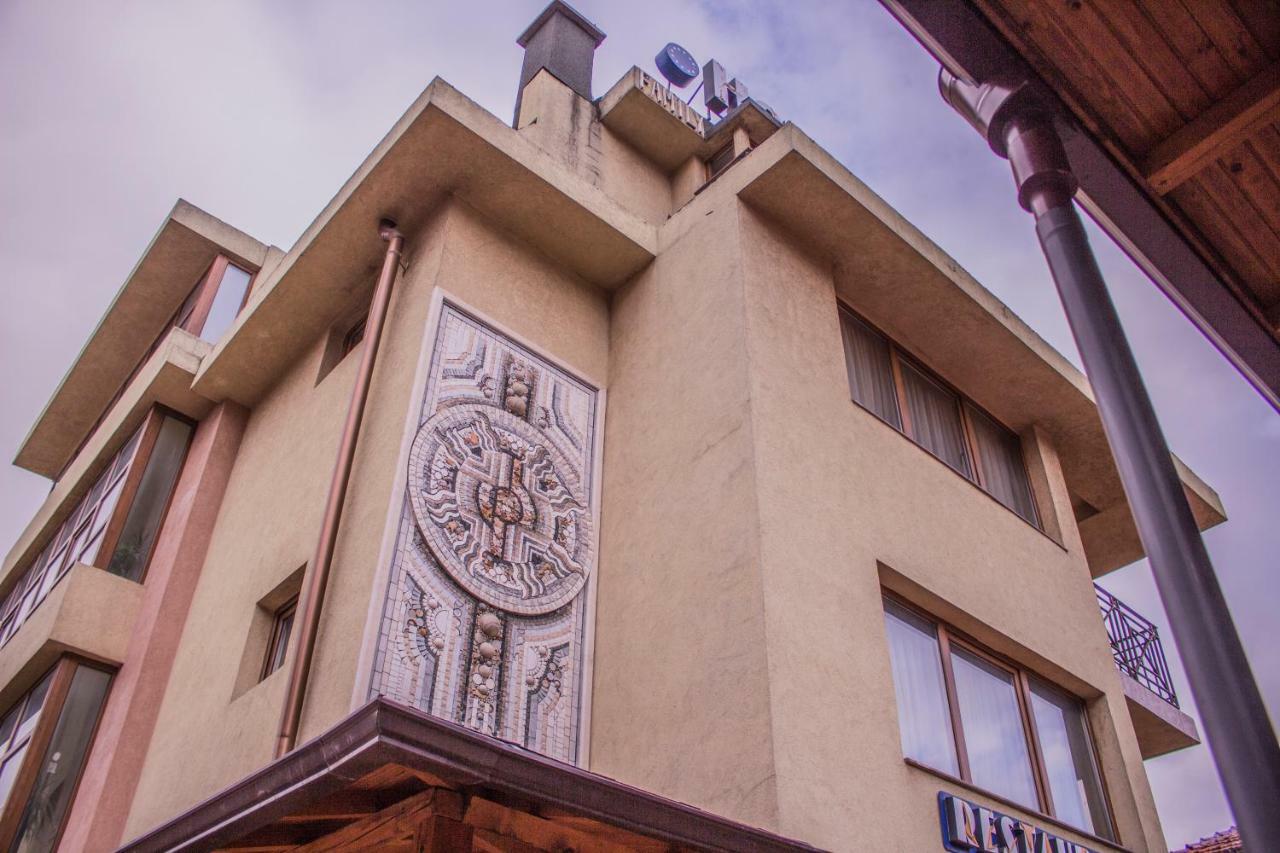 Стаи За Гости - Семейна Къща За Гости Ивел Bansko Ngoại thất bức ảnh